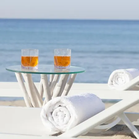 Spiaggiabella Del Silenzio By Ria 호텔 토레 리날다